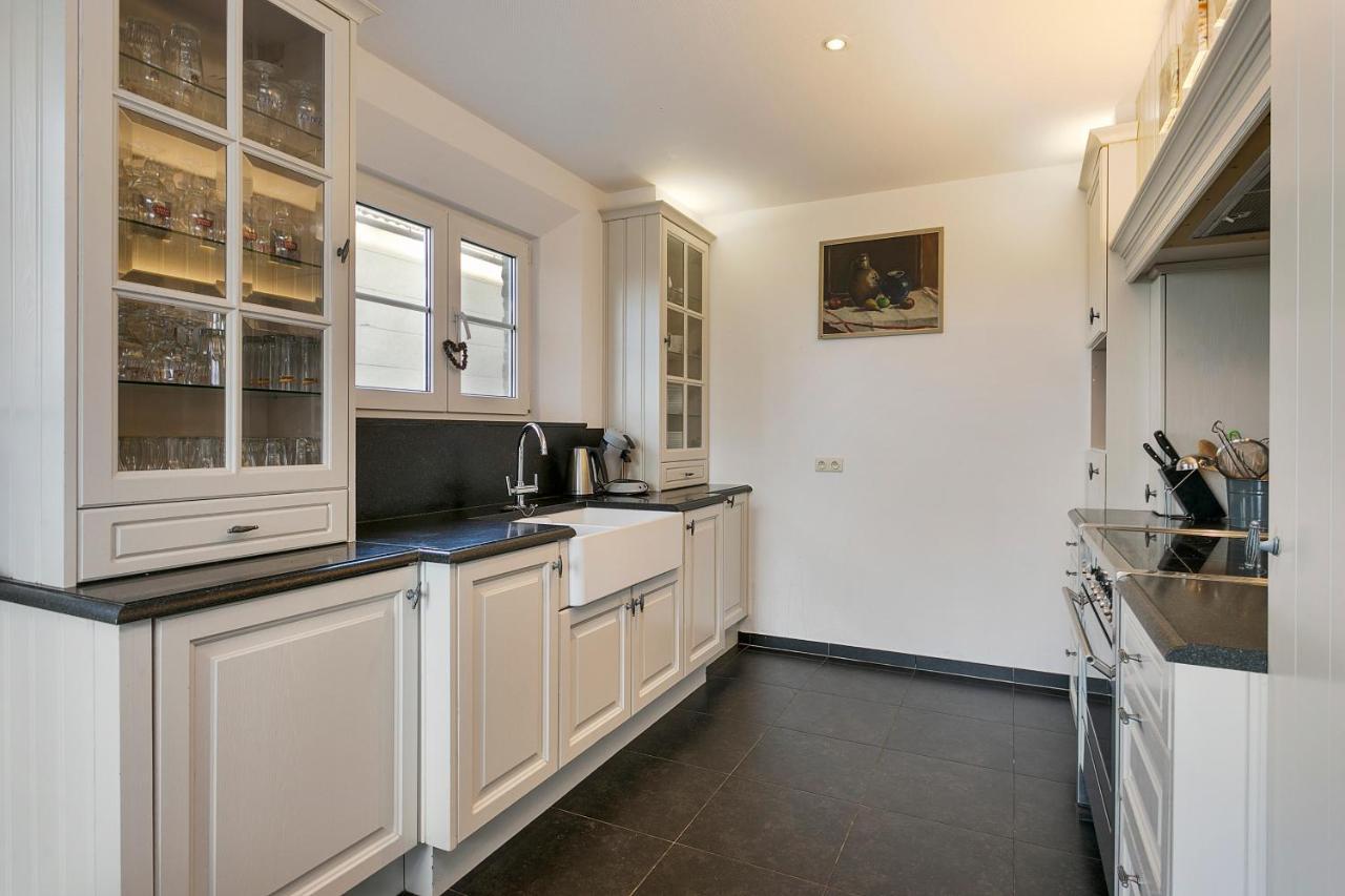 Villa 'T Korenhof - Landelijk Gelegen Villa Op 4 Km Van Het Strand Koksijde Kültér fotó